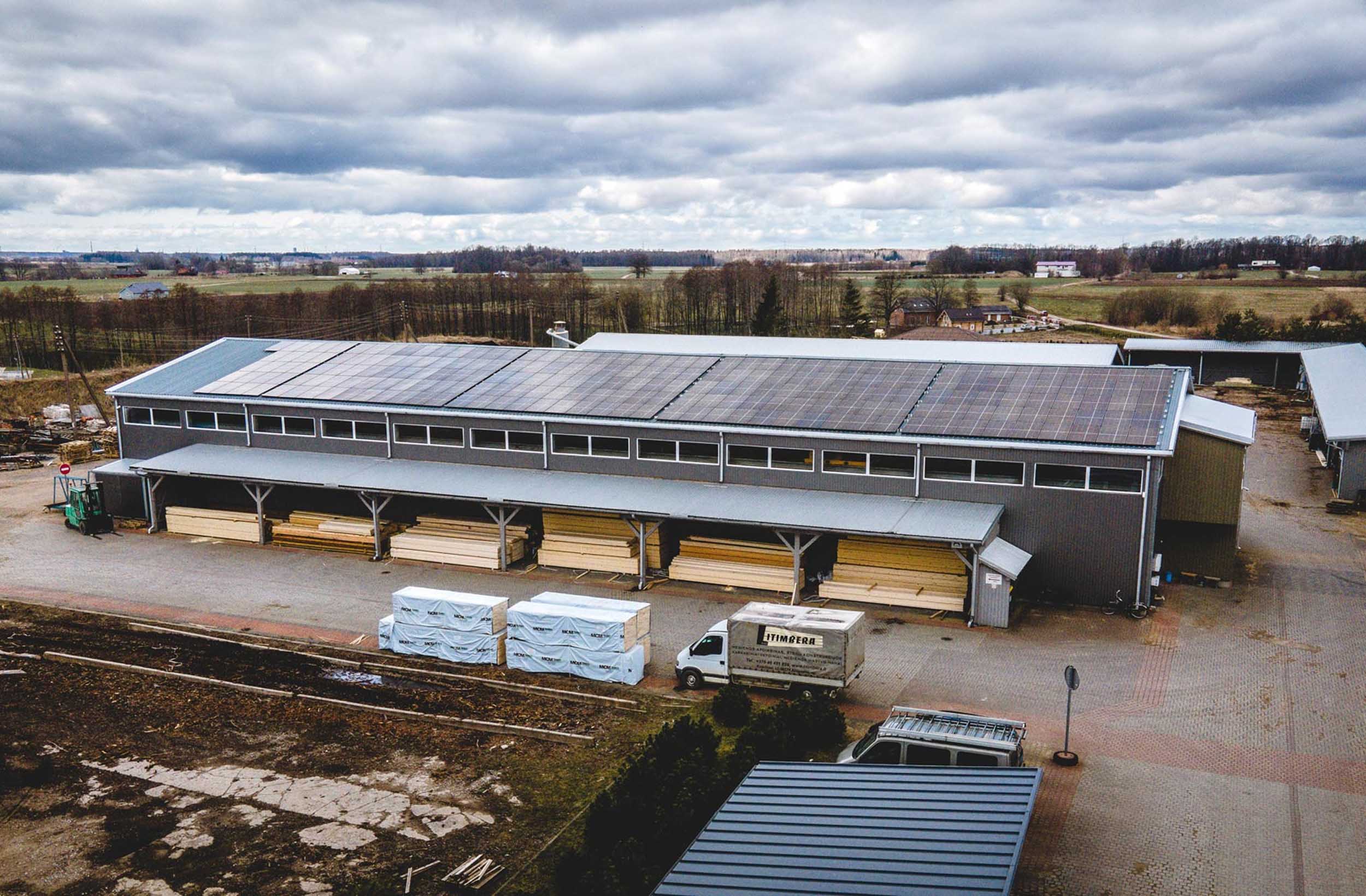 „Litimbera” 250 kW saulės elektrinė ant stogo