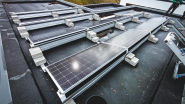 BISOL 360W saulės baterijos ant stogo